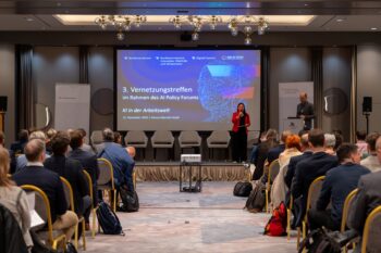 Veranstaltungsfoto vom 3. Vernetzungstreffen im Rahmen des AI Policy Forums