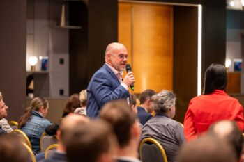 Veranstaltungsfoto vom 3. Vernetzungstreffen im Rahmen des AI Policy Forums